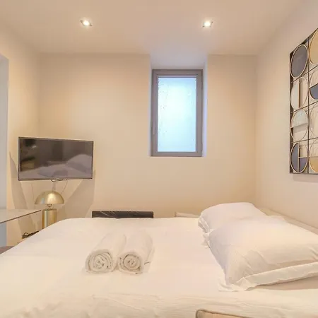 Contemporain Avec Terrasse Ensoleillee Apartment